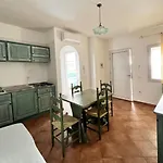 Relaxing Le Residenze Del Maria Rosaria No2210 Sleeps 3 Persons 公寓