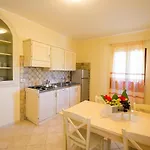 Relaxing Le Residenze Del Maria Rosaria No2210 Sleeps 3 Persons *