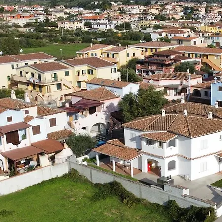 Relaxing Le Residenze Del Maria Rosaria No2210 Sleeps 3 Persons